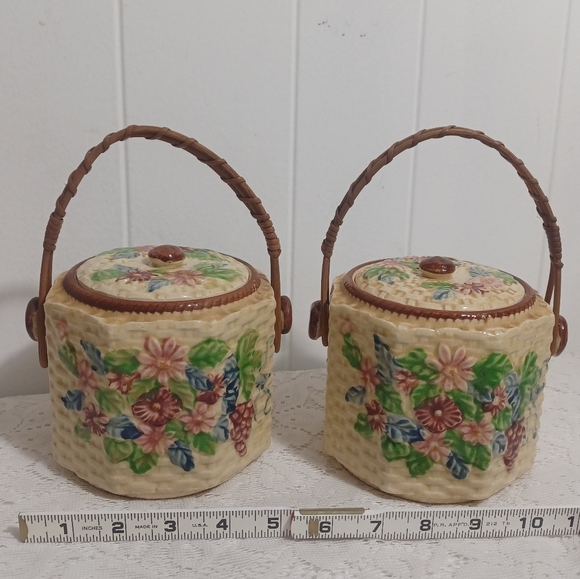 Vintage Biscuit Jars - Picture 3 of 11